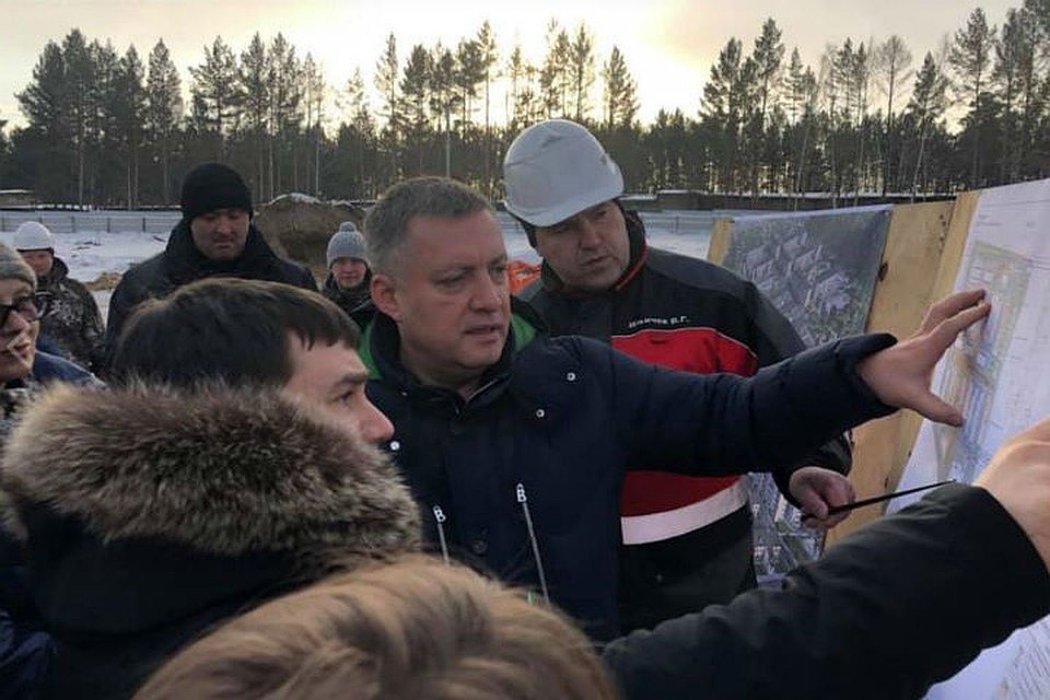"Движение вперед есть": врио губернатора Иркутской области Игорь Кобзев дал первые оценки ситуации в Тулуне. Фото: Елена Кутергина.