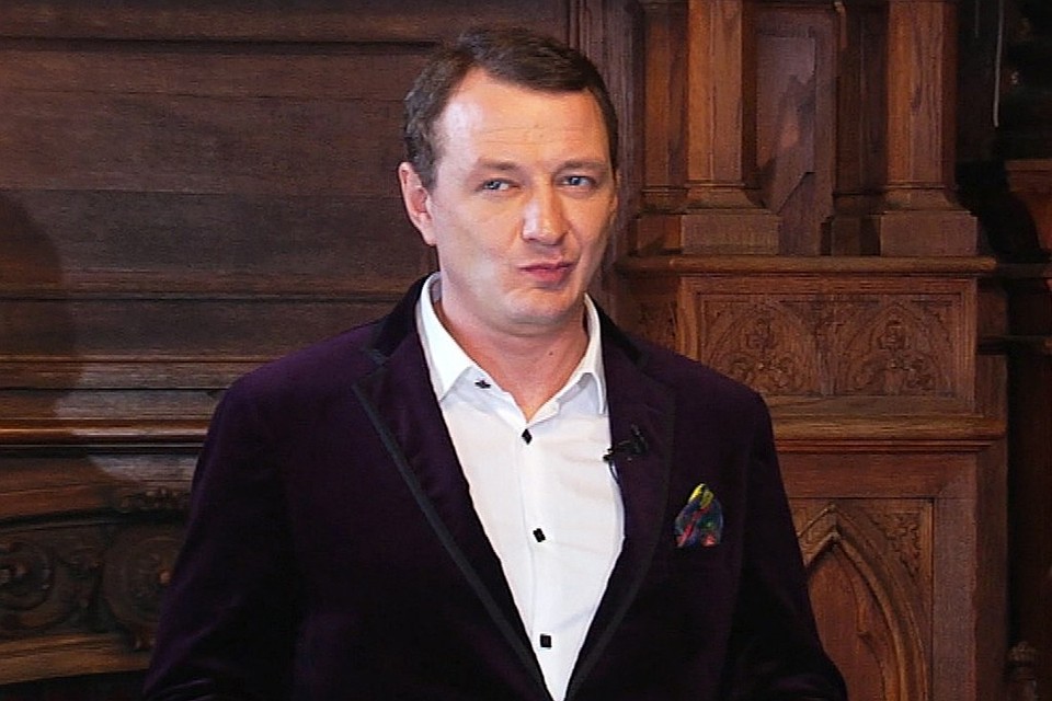 Марат Башаров объявил победителем 20-го сезона телешоу Дмитрия Матвеева. Фото: кадр шоу «Битва экстрасенсов»