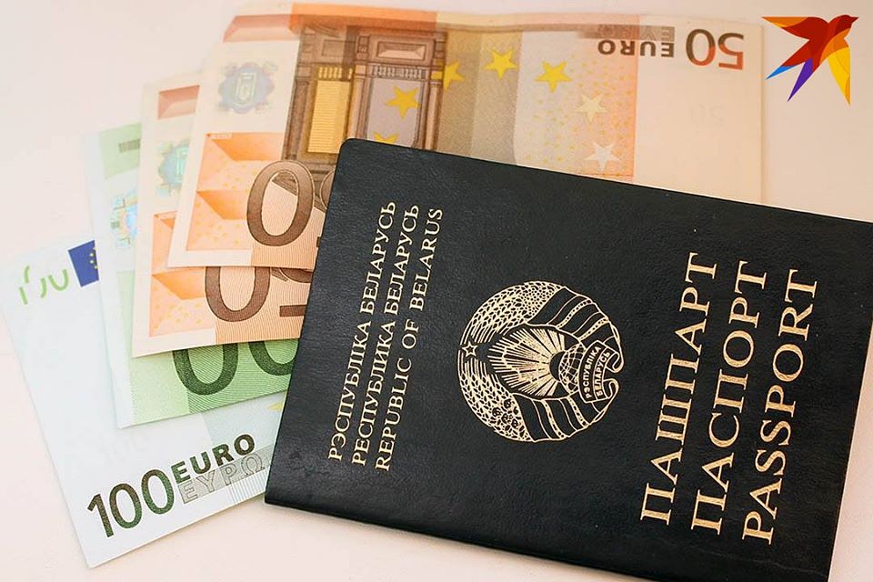Беларусь и Евросоюз подписали соглашения об упрощении выдачи виз.