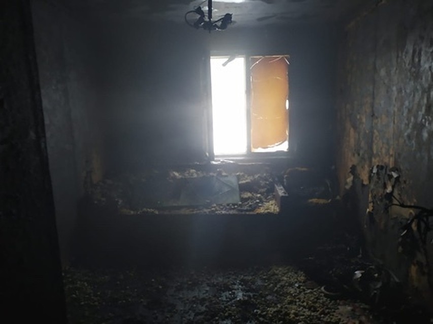 В Орловской области днем едва полностью не сгорел жилой дом. Фото: пресс-служба ГУ МЧС России по Орловской области