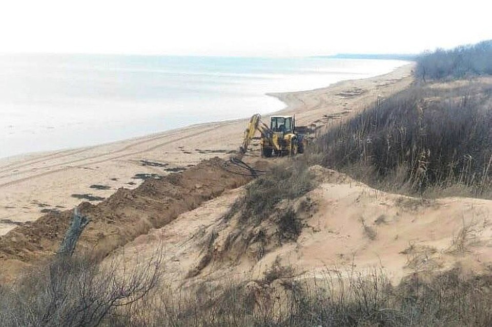 Трубу около 10 километров тянут от скважины с минеральной водой. Фото: https://www.instagram.com/temruk__info/