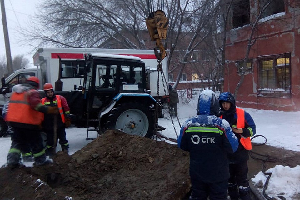 Ликвидация порыва в Барнауле
