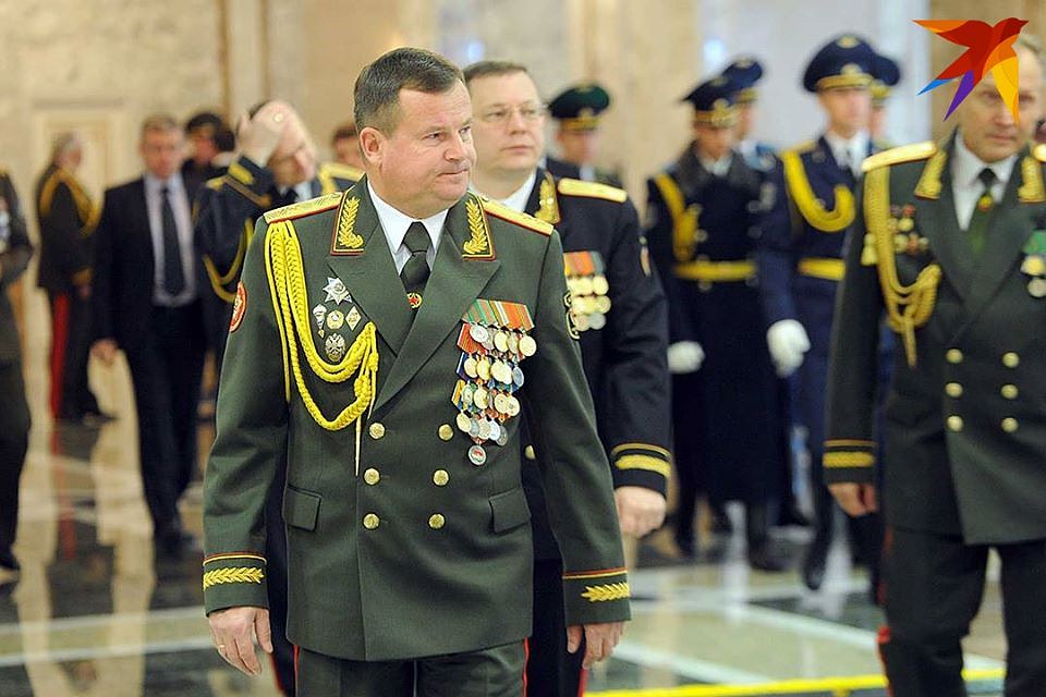 Андрей Равков с 2014 года был министром обороны, сейчас он госсекретарь Совбеза.