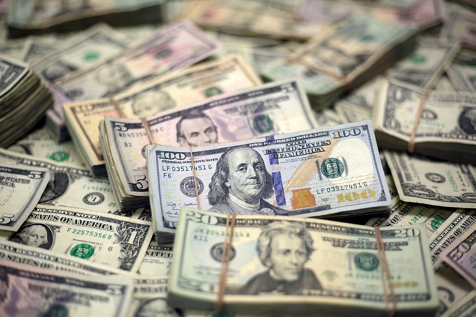 2153 миллиардера оказались богаче 4,6 млрд людей