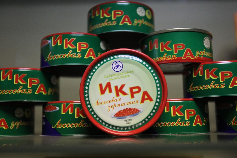 Оказалось, что икра входит в перечень продуктов, разрешенных к закупке для питания больных