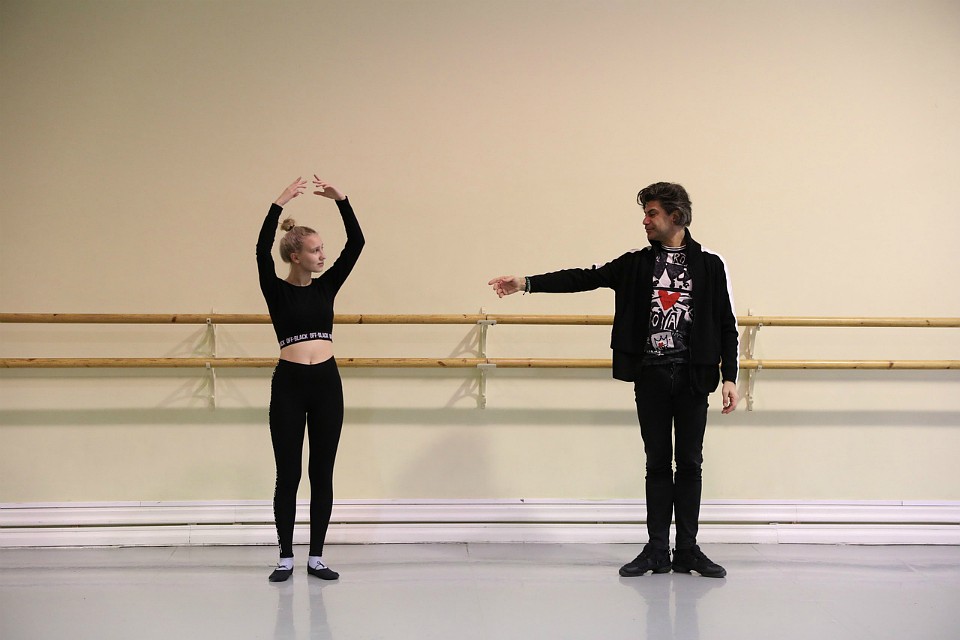 Танцы - главная страсть 16-летней мурманчанки. Фото: Andrew Lush