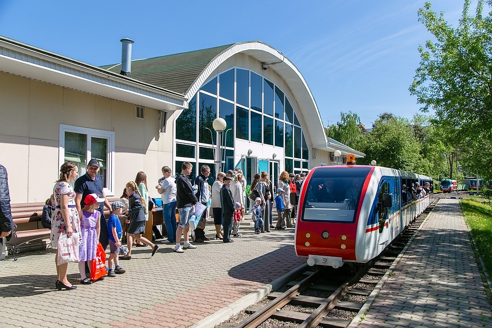 В Центральном парке Красноярска обновят детскую железную дорогу. Фото: группа Красноярской детской железной дороги в соцсетях.