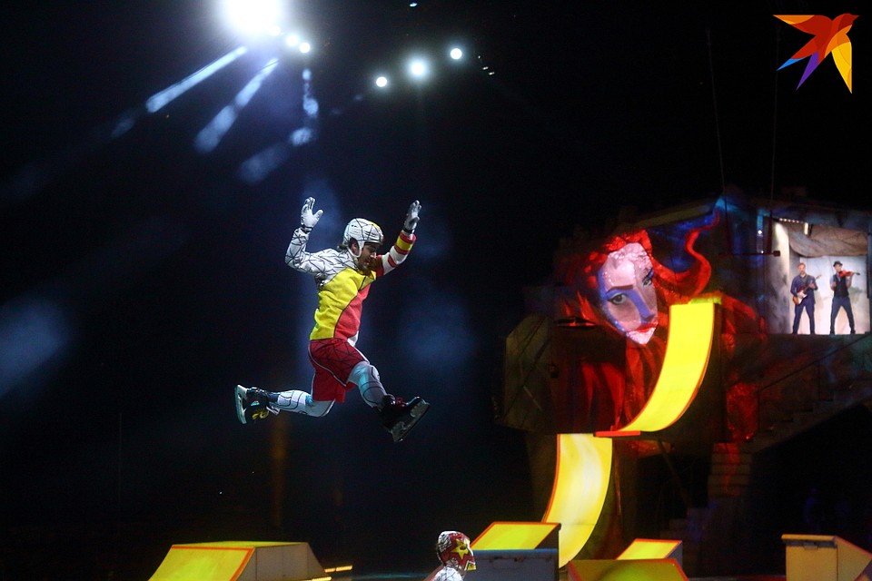 Cirque du Soleil.