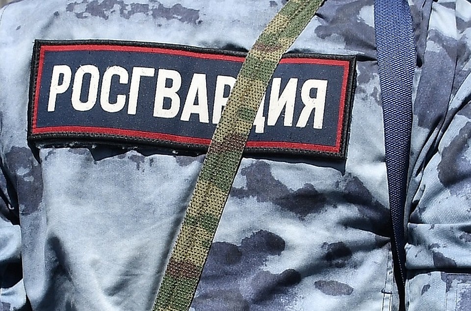 Росгвардейцы спасли мужчине жизнь.