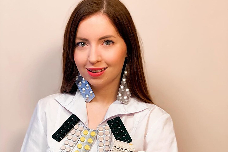 Екатерина Диденко по профессии провизор.