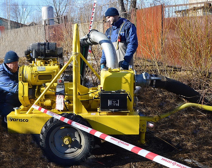 Городские службы за работой. Фото: администрация Твери