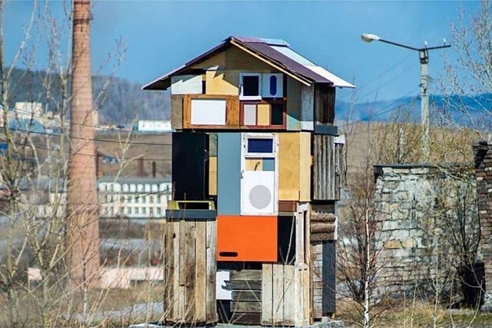 Стайка из Сатки борется за звание лучшего арт-объекта России. Фото: instagram.com/alexeyluka