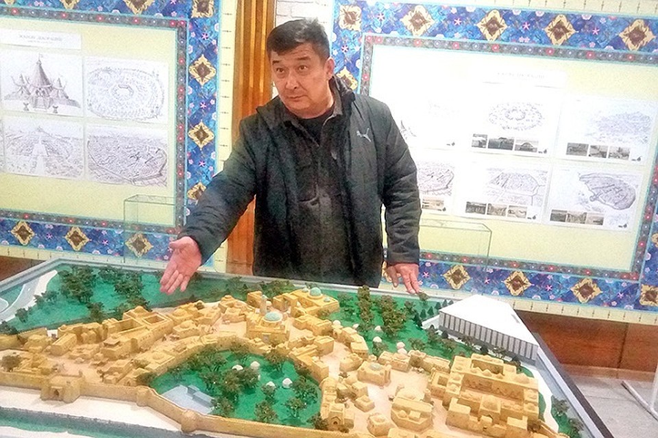 Неподалеку от административного здания «Казахфильма» уже возведен гринбокс.