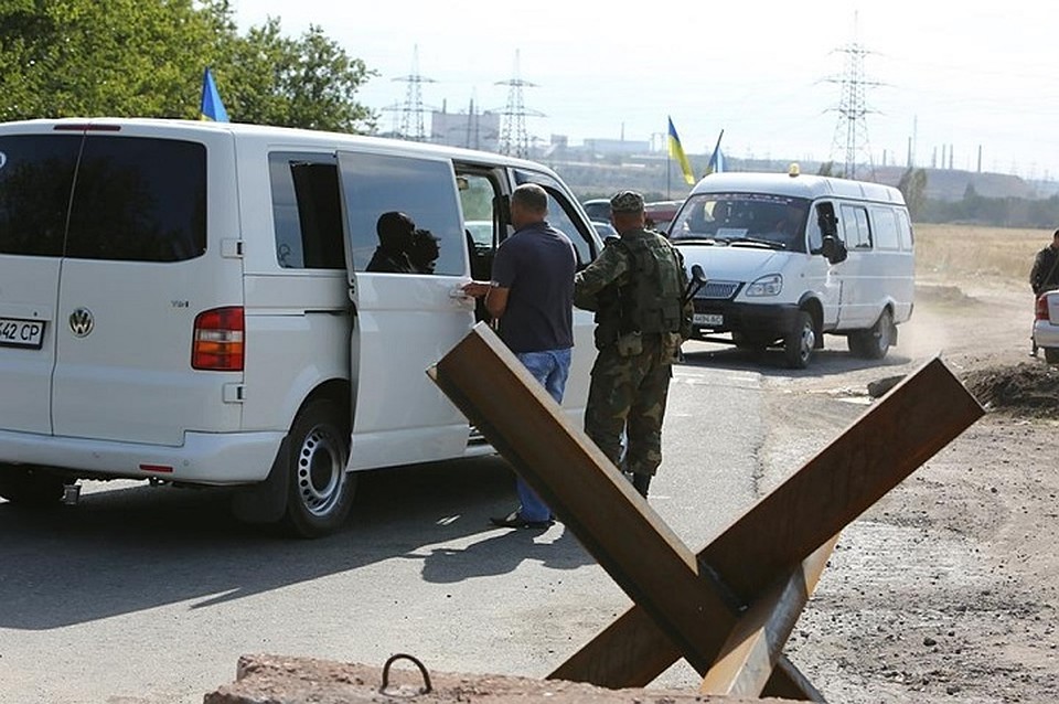 На улицах Мариуполя во время карантина будет еще больше украинских военных. Фото: 0629.com