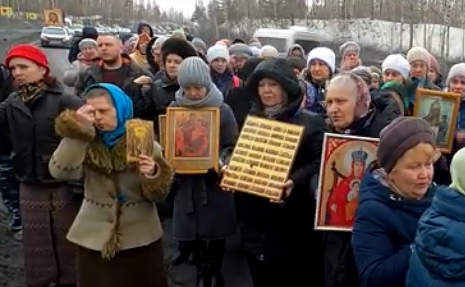 Крестный ход против коронавируса прошел в Красноярском крае. Фото, видео: Город А, Сергей Конев.