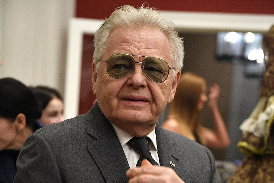 Юрий Антонов.