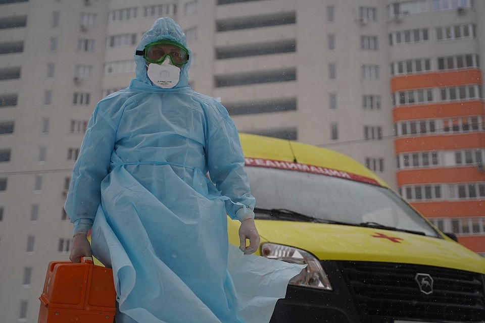 В Новосибирске четверо зараженных. Под наблюдением шестеро детей.