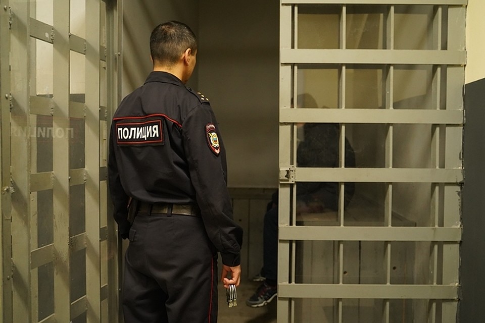 В Кемерове наркоман караулил старушек в подъездах