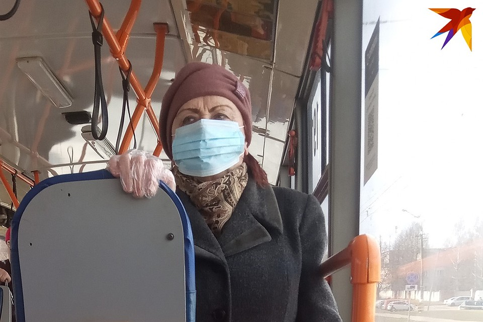 Общественный транспорт в Гродно не отменяют, но водители должны будут ездить в перчатках и масках и больше не будут продавать талончики пассажирам.