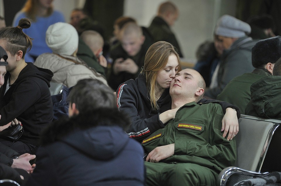 Призыв продлится 106 дней и завершится 15 июля этого года.