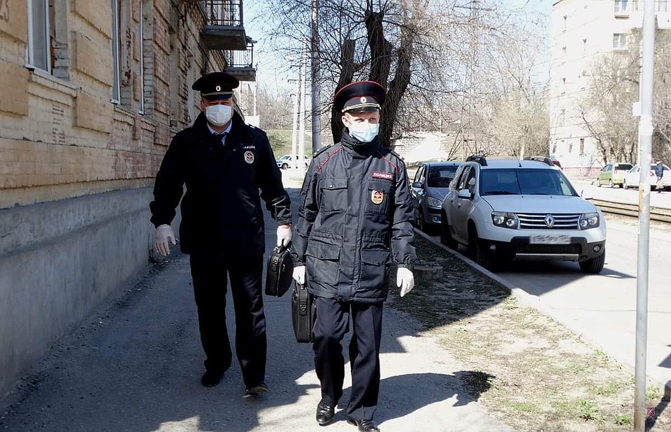 Полицейские каждый день выходят в рейд.