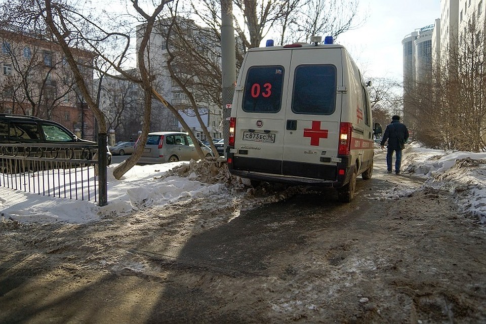 В Екатеринбурге рабочего на стройплощадке завалило кирпичами