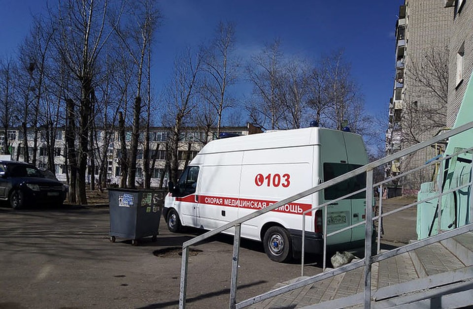 В стационаре с диагнозом COVID-19 десять человек