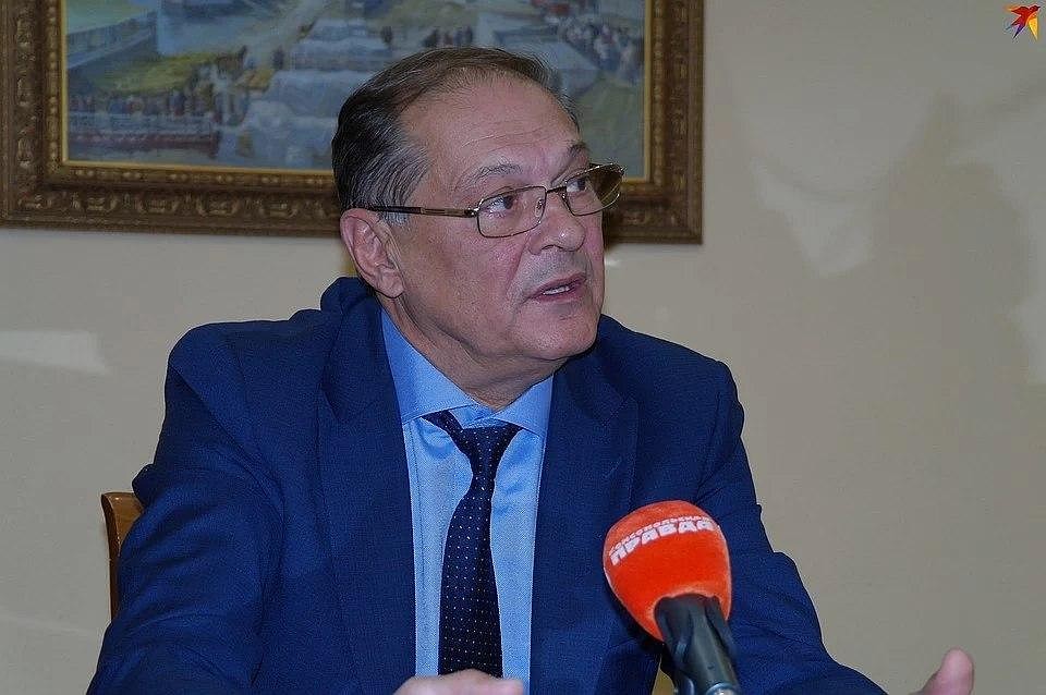 Александр Стрелюхин пока не подписывал расширение списка предприятий, которым разрешено работать