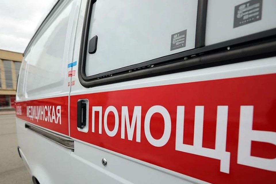 В Подмосковье отец 15 минул спасал 2-летнего малыша, подавившегося курагой.