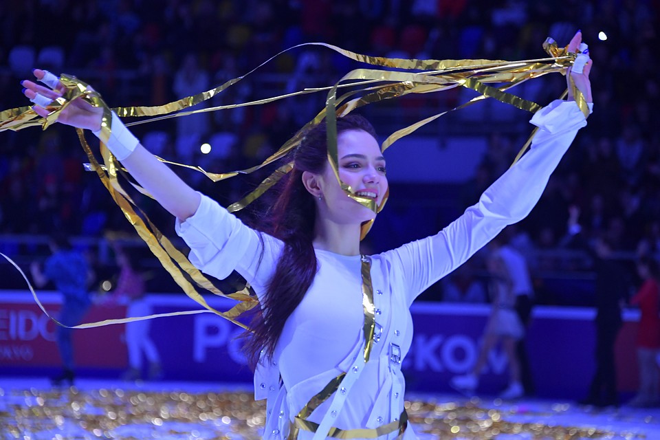 Фигуристка Евгения Медведева с 2018 года тренируется в Канаде.