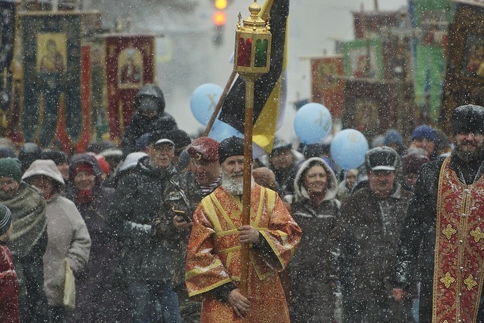 Вместо Крестного хода торжественная Вечерня