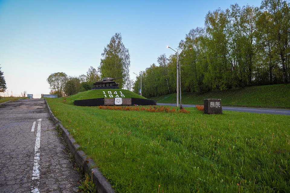 В Смоленске готовятся начать благоустройство площадки у танка Т-34. Фото: администрация Смоленской обслати.