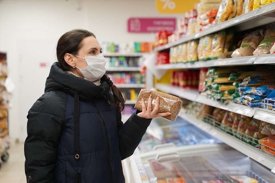Кое-где гречка подорожала до 175 рублей.