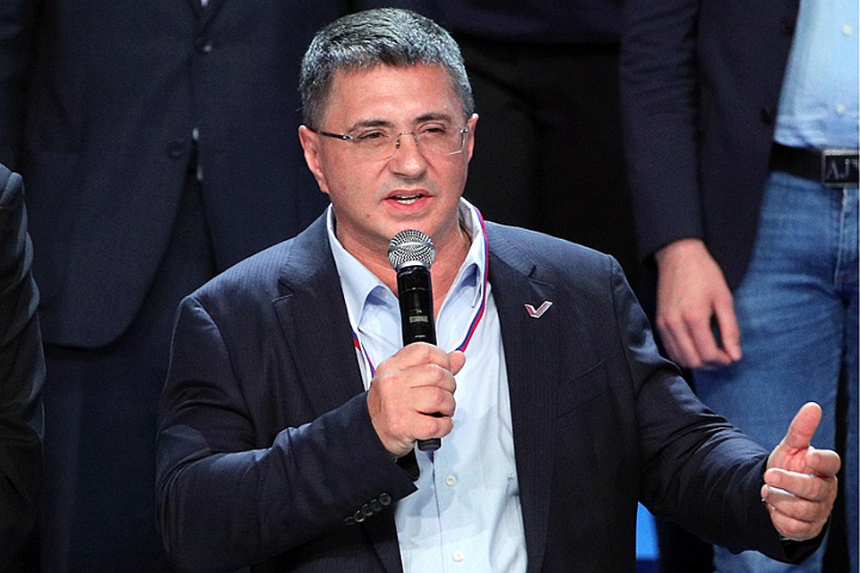 Александр Мясников дал интервью телеведущему Владимиру Соловьеву. Фото: Сергей Бобылев/ТАСС