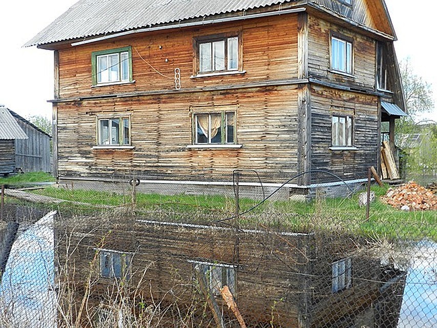 Большая вода постепенно начала отступать