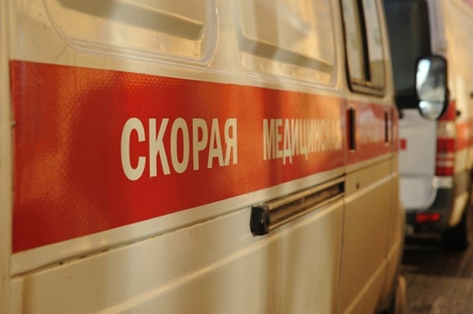 При столкновении ВАЗа и КамАЗа погиб один человек