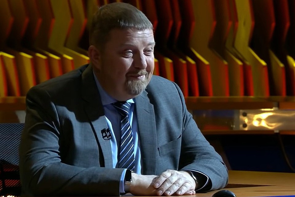 Замдиректора Института им. Пастера вирусолог Александр Семенов.