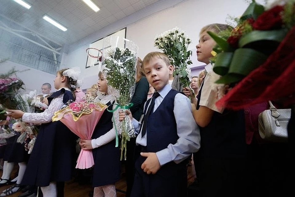 Родителям разрешат пойти на линейку в законный выходной