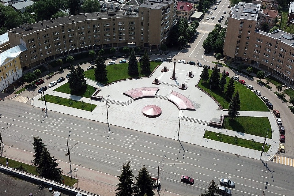 Парад в Твери в связи с коронавирусом отменили, но время для репетиций торжественного прохождения войск по-прежнему предусмотрено. Фото: ПТО