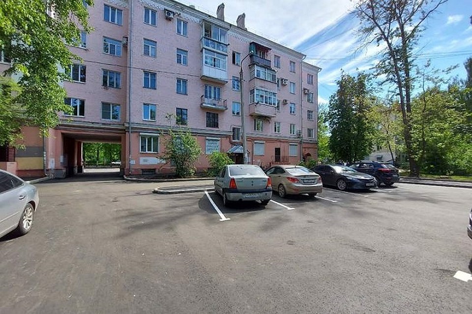 Этот двор в Ярославле привели в порядок благодаря проекту "Решаем вместе".