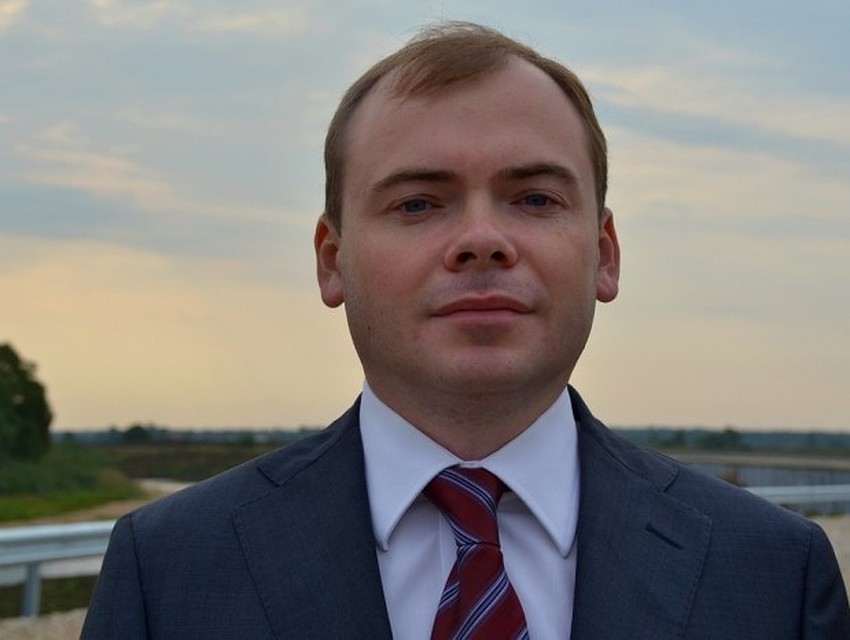 Дмитрий Воробьев стал врио министра дорожного хозяйства и транспорта Магаданской области Фото: ТИА