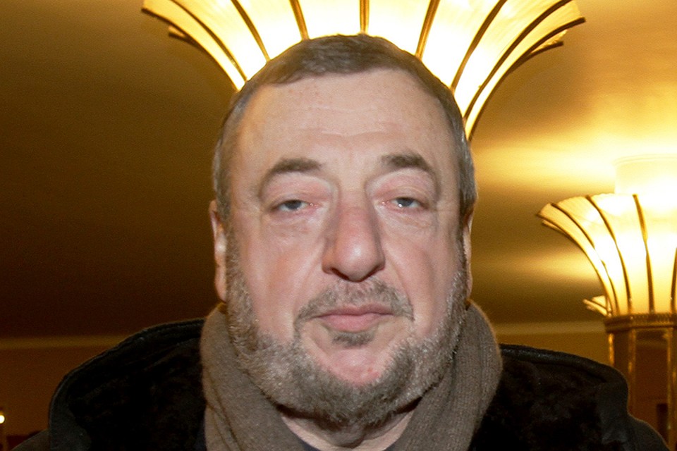 Режиссер Павел Лунгин.