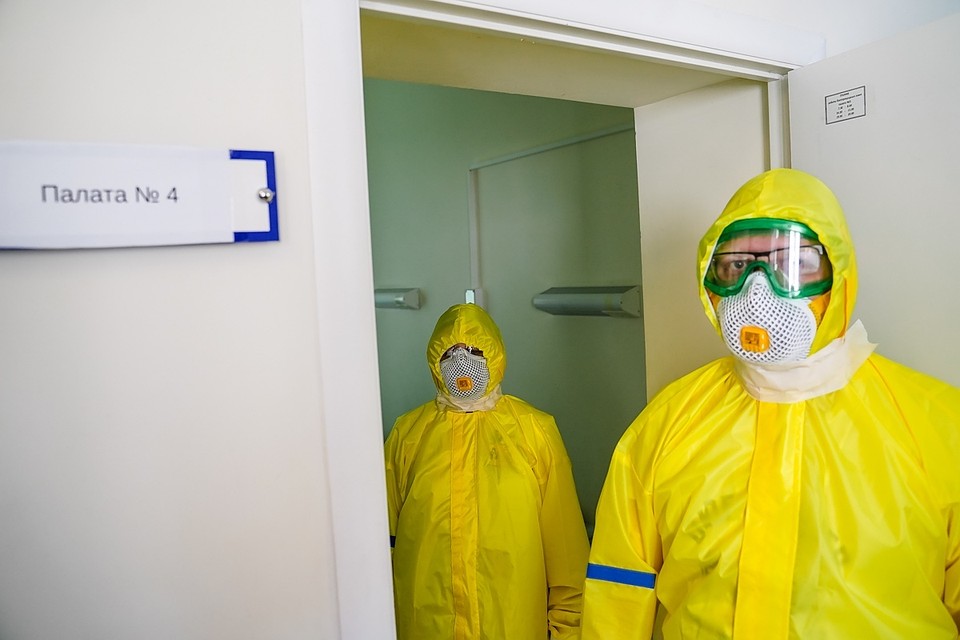 За сутки в России появилось 7425 новых заболевших коронавирусом