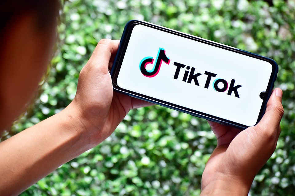TikTok приглашает выпускников присоединиться к онлайн-выпускному