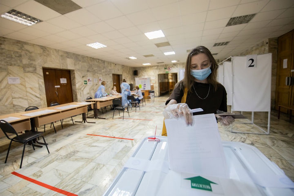 Явка избирателей на 10 утра составила 44,98%