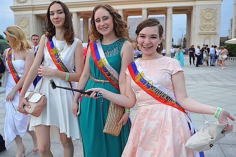 За парты на экзамене сядут 26 тысяч выпускников