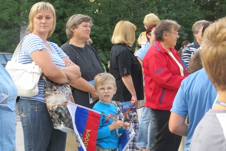 В месяц на ребенка малоимущая семья может получить чуть больше пяти тысяч рублей от государства