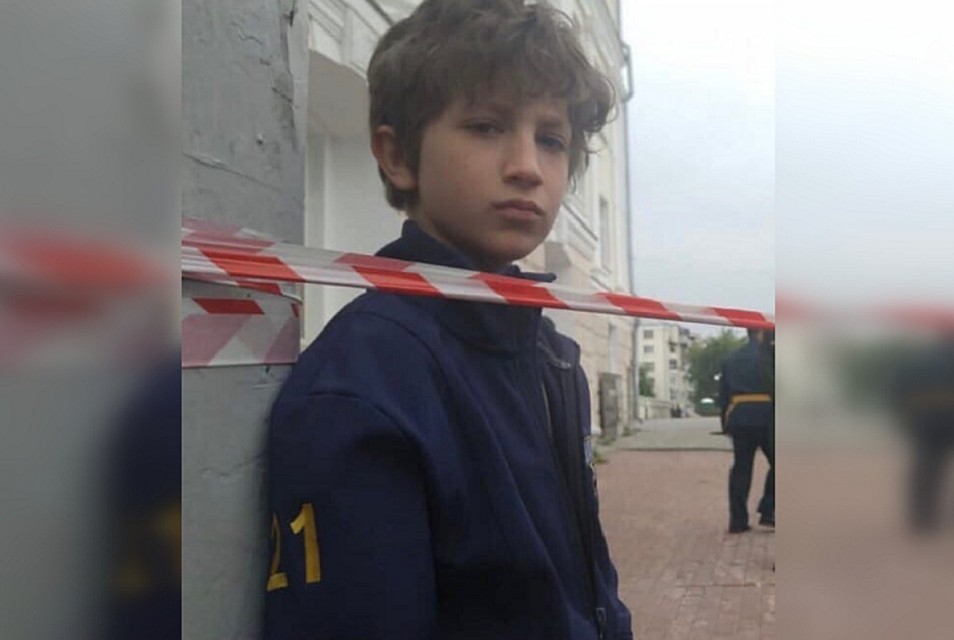 Под Екатеринбургом разыскивают 9-летнего мальчика. Мордехай Ульфан пропал на озере Балтым, куда он приехал отдохнуть с семьей. Он пропал из поля зрения родителей в 17:00. На мальчике были серые шорты. Фото: предоставлено поисковым отрядом