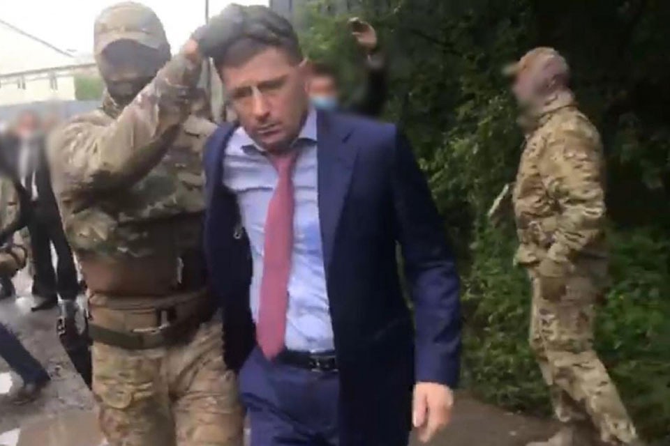 Сергея Фургала задержали сегодня утром по подозрению в организации убийств.