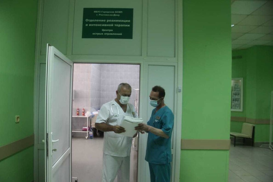 Врачи БСМП оперативно привели ростовчанку в чувства. Фото: Татьяна Лысенко